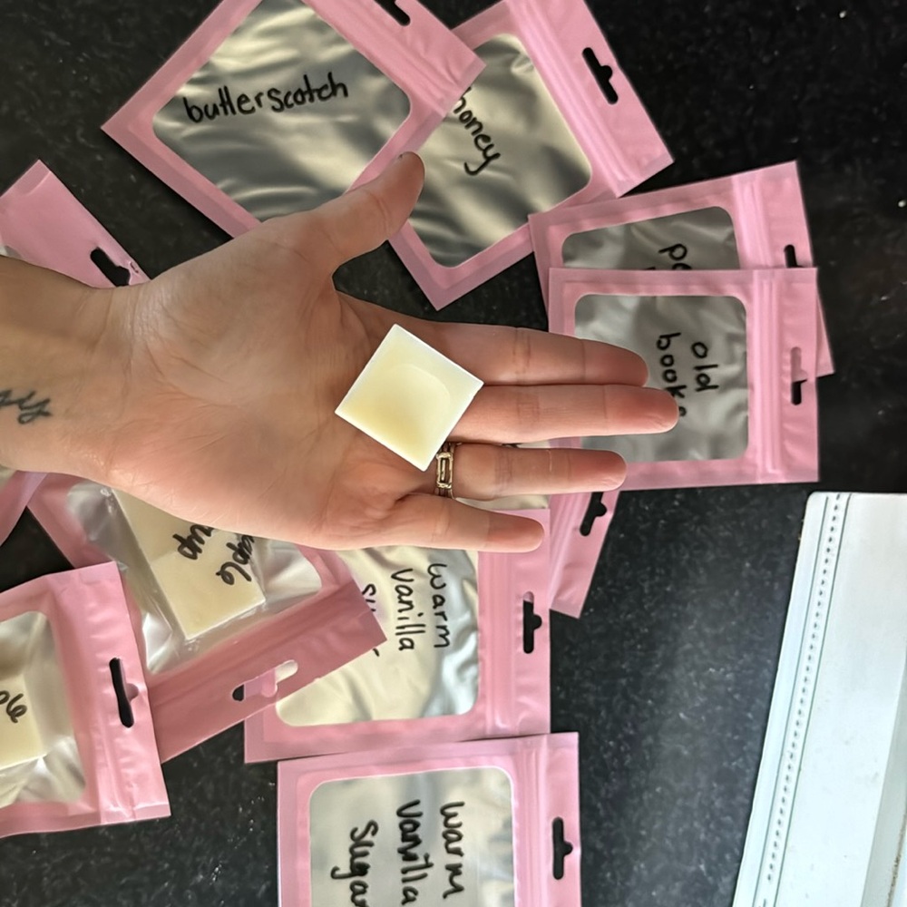 6 Handmade Soy wax melts